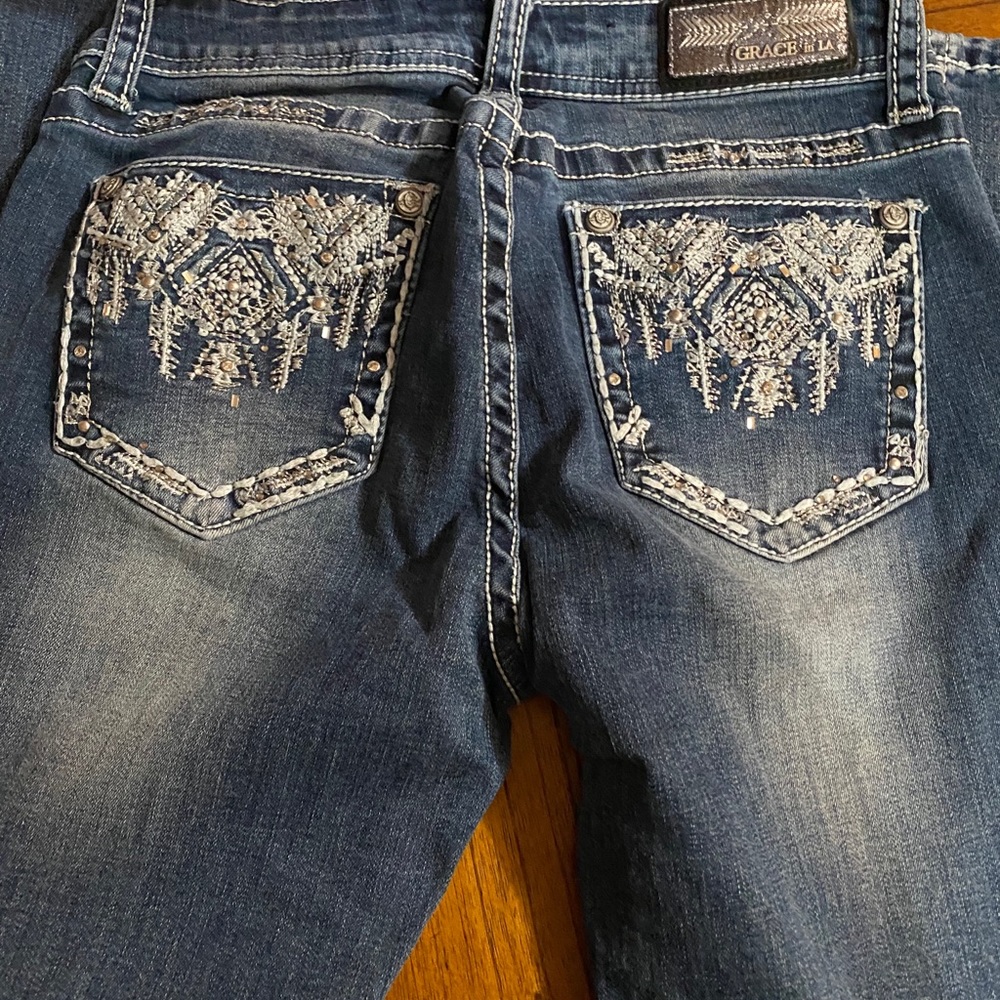 Jeans - Picture 2 of 3